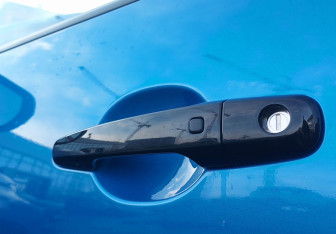 Подержанный автомобиль Mitsubishi L200 2023 года (11 фото)