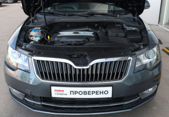 Подержанный автомобиль Skoda Superb Liftback 2014 года (9 фото)