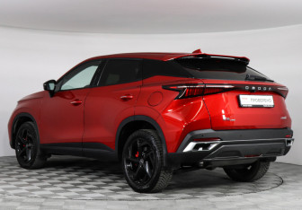 Подержанный автомобиль Omoda C5 2024 года (7 фото)