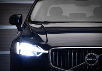 Подержанный автомобиль Volvo XC60 2019 года (35 фото)