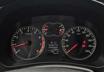 Подержанный автомобиль DW Hower H3 2017 года (13 фото)