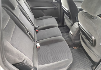 Подержанный автомобиль Ford C-MAX 2006 года (10 фото)