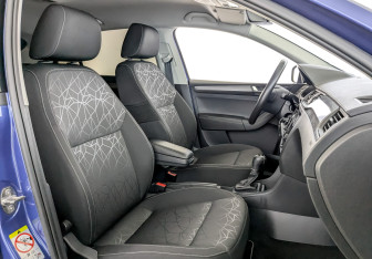 Подержанный автомобиль Skoda Rapid Liftback 2019 года (23 фото)