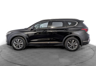 Подержанный автомобиль Hyundai Santa Fe 2020 года (8 фото)
