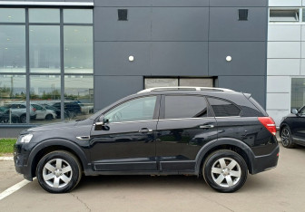 Подержанный автомобиль Chevrolet Captiva 2014 года (8 фото)