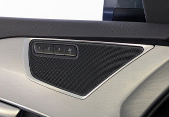 Подержанный автомобиль Volvo XC90 2019 года (20 фото)