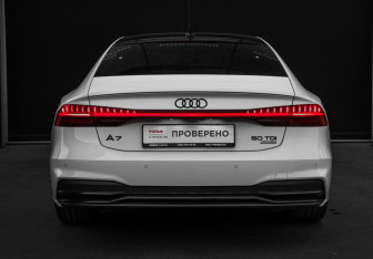 Подержанный автомобиль Audi A7 2020 года (6 фото)
