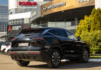 Подержанный автомобиль Jetour Dashing 2026 года (4 фото)