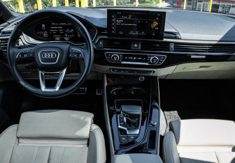 Подержанный автомобиль Audi A5 Liftback 2020 года (12 фото)