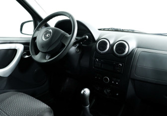 Подержанный автомобиль LADA (ВАЗ) Largus Wagon 2018 года (5 фото)