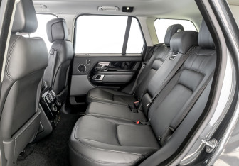 Подержанный автомобиль Land Rover Range Rover 2018 года (12 фото)