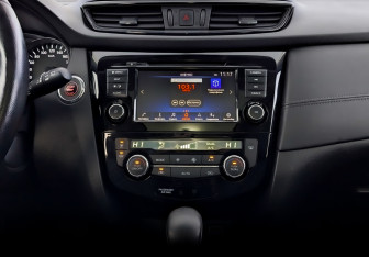 Подержанный автомобиль Nissan X-Trail 2021 года (16 фото)