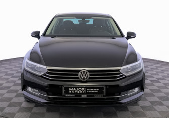 Подержанный автомобиль Volkswagen Passat Sedan 2019 года (2 фото)