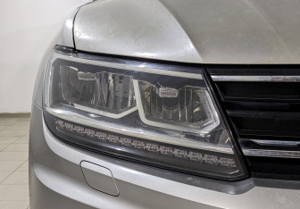 Подержанный автомобиль Volkswagen Tiguan 2020 года (11 фото)