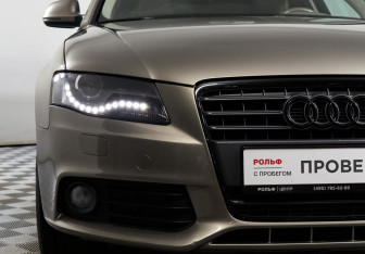 Подержанный автомобиль Audi A4 Sedan 2008 года (16 фото)
