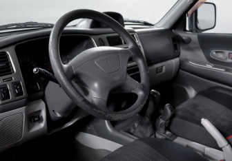 Подержанный автомобиль Mitsubishi Pajero Sport 2008 года (14 фото)