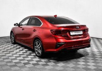 Подержанный автомобиль Kia Cerato Sedan 2020 года (7 фото)