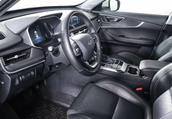 Подержанный автомобиль Chery Tiggo 8 2021 года (12 фото)