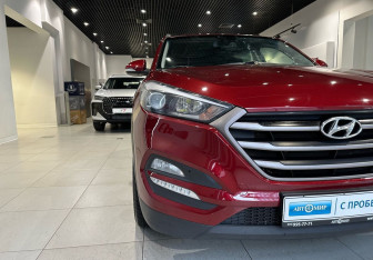 Подержанный автомобиль Hyundai Tucson 2016 года (8 фото)