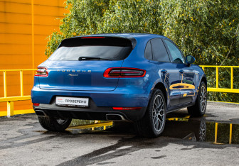 Подержанный автомобиль Porsche Macan 2018 года (4 фото)