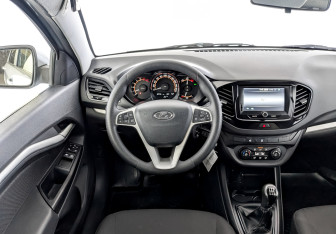 Подержанный автомобиль LADA (ВАЗ) Vesta Sedan 2019 года (21 фото)