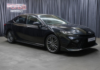 Подержанный автомобиль Toyota Camry Sedan 2024 года (3 фото)