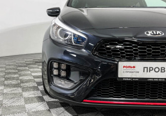 Подержанный автомобиль Kia Ceed GT 2017 года (26 фото)