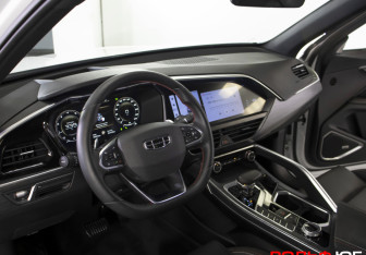 Подержанный автомобиль Geely Tugella 2023 года (23 фото)