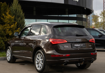 Подержанный автомобиль Audi Q5 2013 года (5 фото)