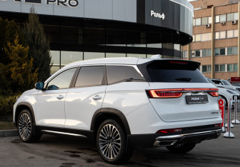 Подержанный автомобиль Jetour X90 2023 года (5 фото)