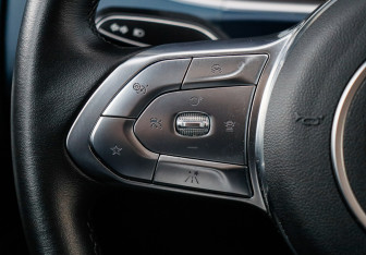 Подержанный автомобиль Voyah Free 2021 года (28 фото)