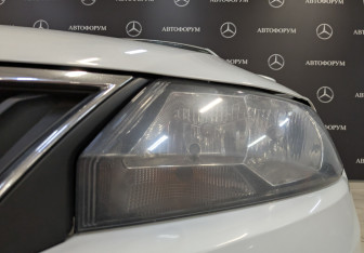 Подержанный автомобиль Skoda Rapid Liftback 2019 года (11 фото)