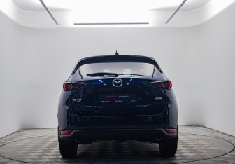 Подержанный автомобиль Mazda CX-5 2019 года (6 фото)