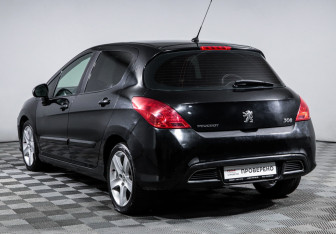 Подержанный автомобиль Peugeot 308 Hatchback 2008 года (7 фото)