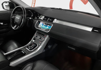 Подержанный автомобиль Land Rover Range Rover Evoque 2017 года (9 фото)