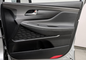 Подержанный автомобиль Hyundai Santa Fe 2018 года (22 фото)