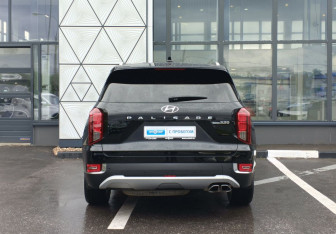 Подержанный автомобиль Hyundai Palisade 2022 года (6 фото)