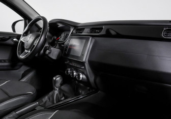 Подержанный автомобиль Renault Arkana 2019 года (9 фото)