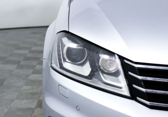 Подержанный автомобиль Volkswagen Passat Sedan 2014 года (7 фото)