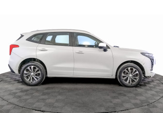 Подержанный автомобиль Haval Jolion 2023 года (4 фото)