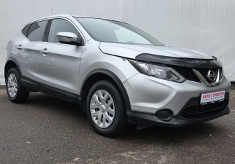 Подержанный автомобиль Nissan Qashqai 2016 года (3 фото)