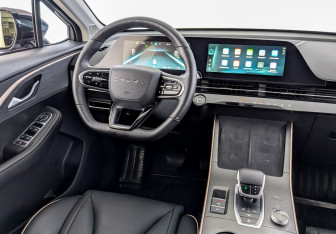 Подержанный автомобиль Omoda C5 2023 года (28 фото)