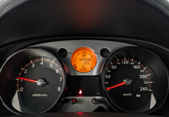 Подержанный автомобиль Nissan Qashqai 2008 года (16 фото)