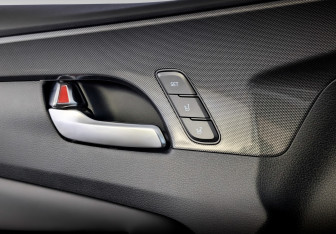 Подержанный автомобиль Hyundai Santa Fe 2021 года (29 фото)