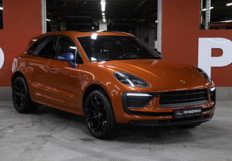 Подержанный автомобиль Porsche Macan 2021 года (3 фото)