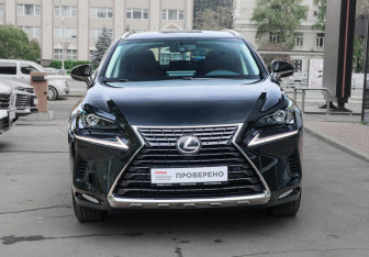 Подержанный автомобиль Lexus NX 2018 года (2 фото)