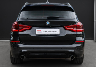 Подержанный автомобиль BMW X3 2019 года (5 фото)