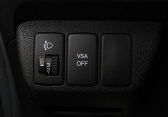 Подержанный автомобиль Honda Jazz 2009 года (14 фото)