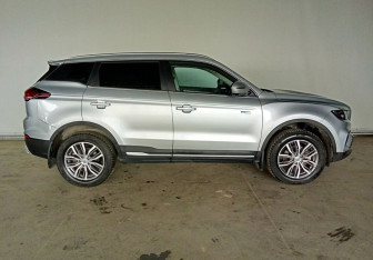 Подержанный автомобиль Geely Atlas Pro 2024 года (7 фото)