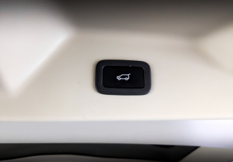 Подержанный автомобиль Land Rover Range Rover 2018 года (27 фото)